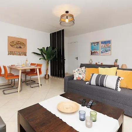 Le Hameau Des Archers Your Host Helper Apartment